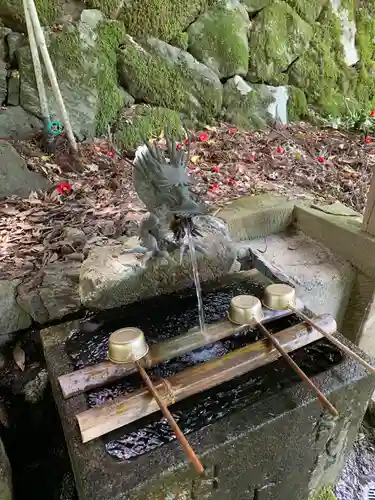 白石神社の手水舎