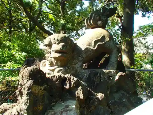 春日部八幡神社の狛犬