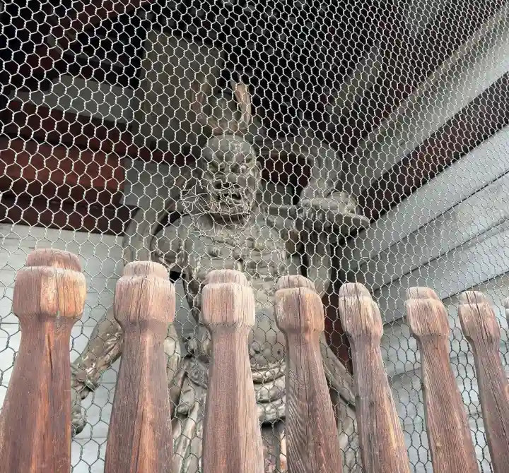 廣隆寺の{uncategorized: "未分類", other: "その他", undefined: "問題あり", building: "その他建物", grave: "お墓", sacred_gate: "鳥居", guardian: "狛犬", statue: "像", buddha: "仏像", history: "歴史", nature: "自然", garden: "庭園", animal: "動物", pagoda: "塔", temizu: "手水舎", mountain_gate: "山門・神門", sanctuary: "本殿・本堂", subordinate: "末社・摂社", art: "芸術", scenery: "景色", jizo: "地蔵", ema: "絵馬", goshuin: "御朱印", omikuji: "おみくじ", items: "授与品その他", amulet: "お守り", goshuincho: "御朱印帳", eats: "食事", festival: "お祭り", votive_dance: "神楽", shichigosan: "七五三参", wedding: "結婚式", experience: "体験その他", initially: "初詣", around: "周辺", anti_infection: "感染症対策"}