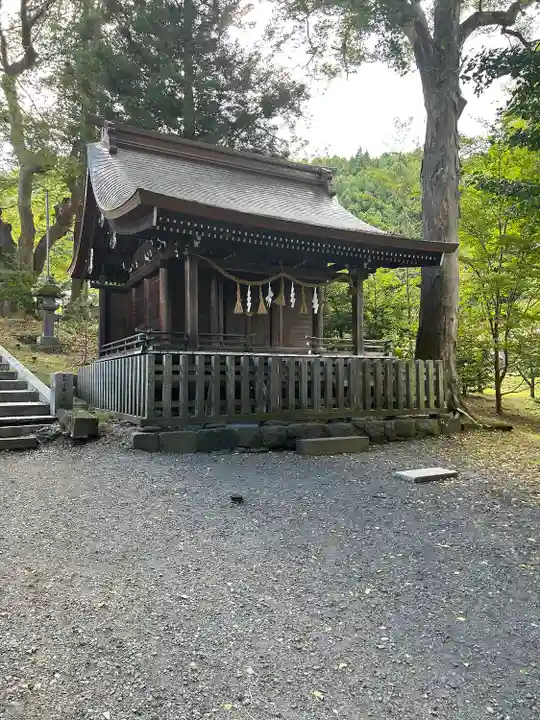 諏訪大社上社前宮(長野県)