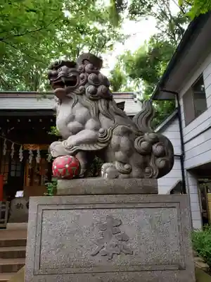 神明氷川神社の狛犬