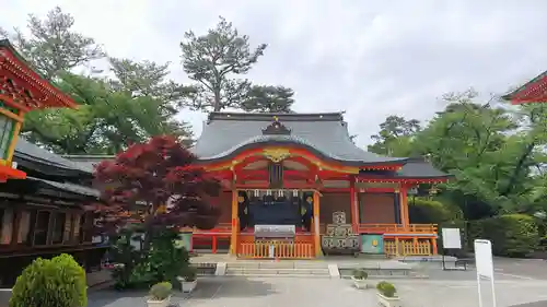 東伏見稲荷神社の本殿・本堂