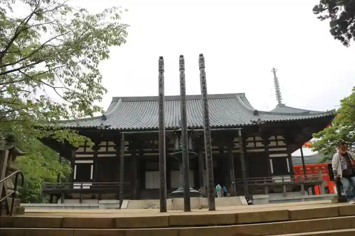 壇上伽藍の本殿・本堂