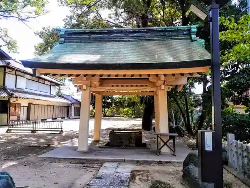鳴海八幡宮の手水舎