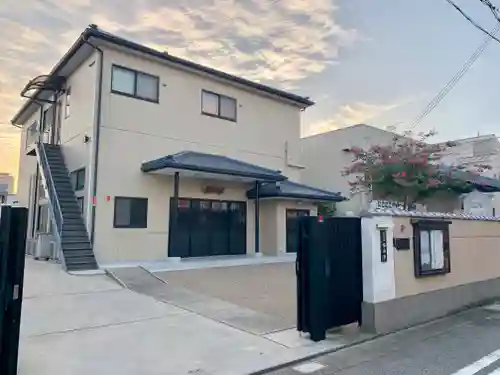 極楽寺の本殿・本堂