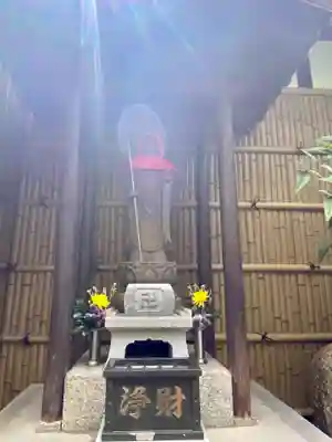 粟嶋堂宗徳寺の地蔵