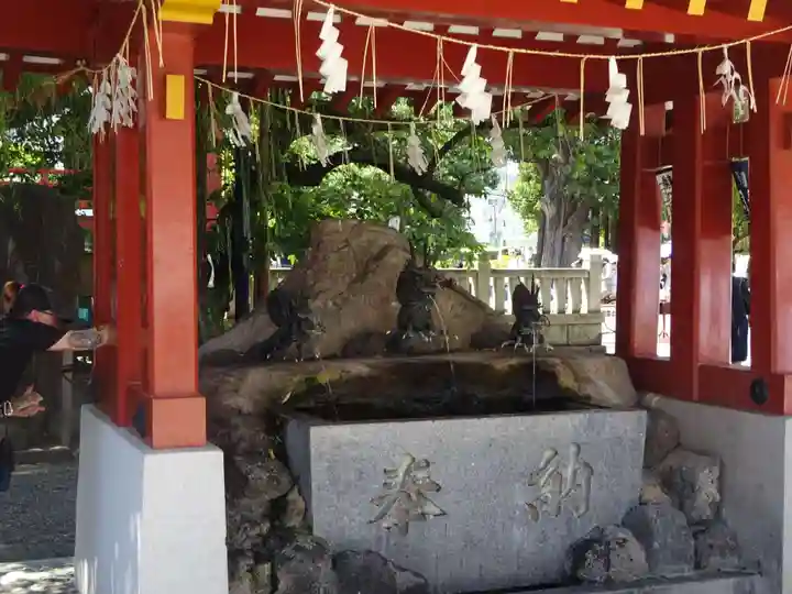 浅草神社の手水舎