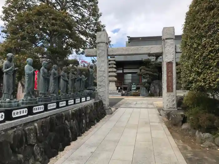 善生寺の建物その他