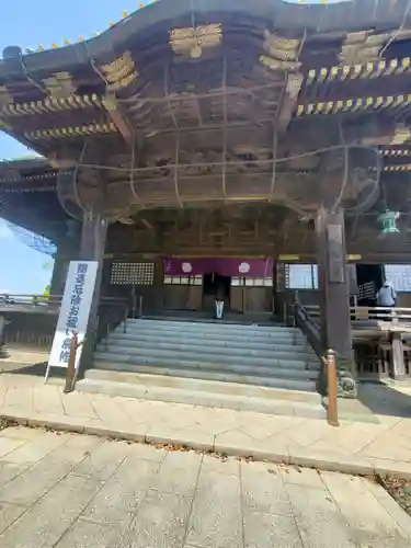 成田山新勝寺の本殿・本堂