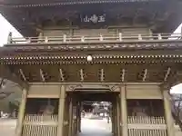 総願寺の山門・神門