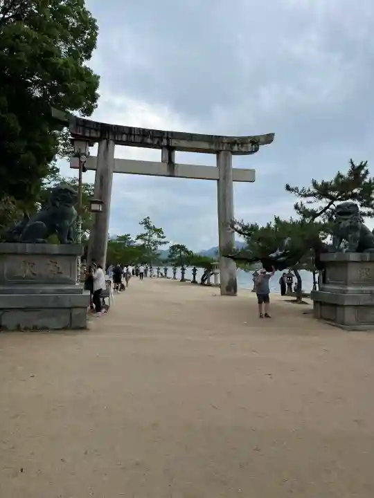 厳島神社(広島県)