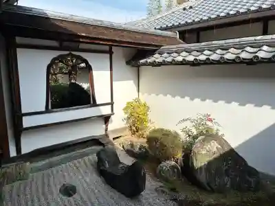 大仙院の{uncategorized: "未分類", other: "その他", undefined: "問題あり", building: "その他建物", grave: "お墓", sacred_gate: "鳥居", guardian: "狛犬", statue: "像", buddha: "仏像", history: "歴史", nature: "自然", garden: "庭園", animal: "動物", pagoda: "塔", temizu: "手水舎", mountain_gate: "山門・神門", sanctuary: "本殿・本堂", subordinate: "末社・摂社", art: "芸術", scenery: "景色", jizo: "地蔵", ema: "絵馬", goshuin: "御朱印", omikuji: "おみくじ", items: "授与品その他", amulet: "お守り", goshuincho: "御朱印帳", eats: "食事", festival: "お祭り", votive_dance: "神楽", shichigosan: "七五三参", wedding: "結婚式", experience: "体験その他", initially: "初詣", around: "周辺", anti_infection: "感染症対策"}
