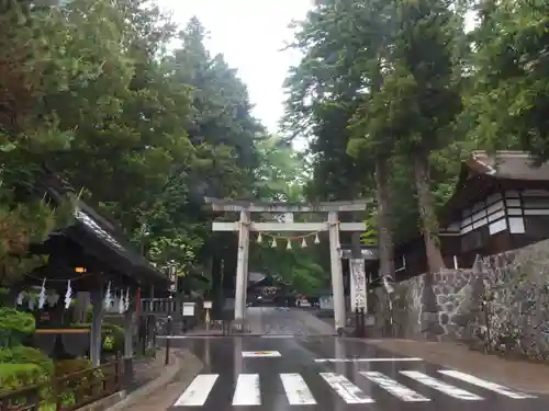 諏訪大社下社春宮(長野県)