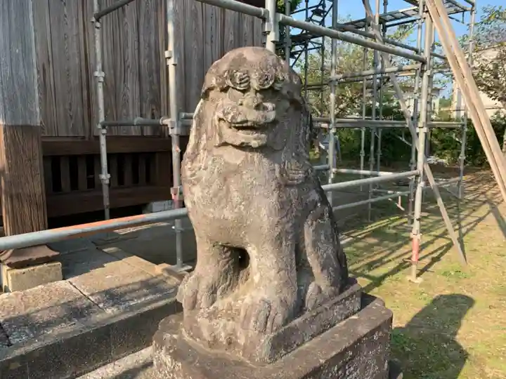 二宮神社の狛犬