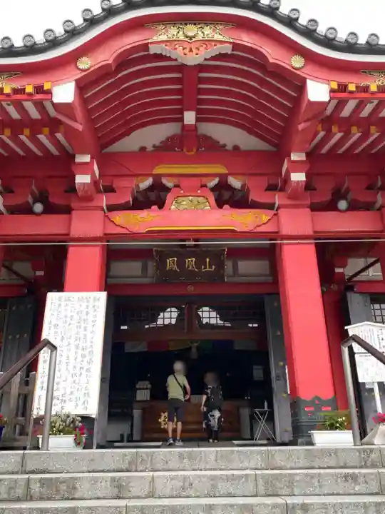 甚目寺の本殿・本堂