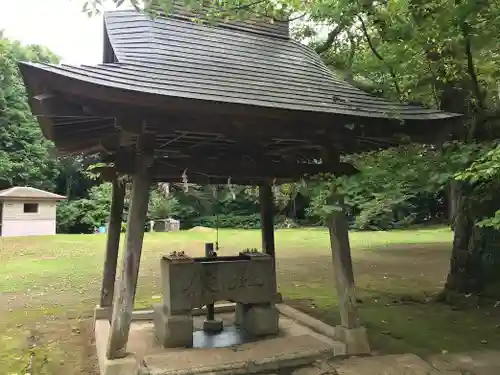 日先神社の手水舎