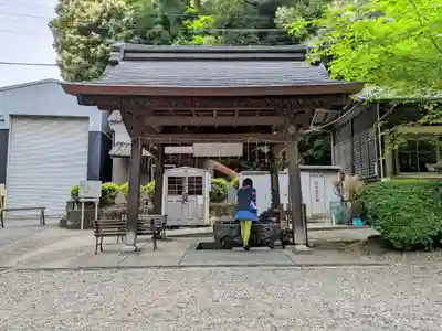 内々神社の手水舎