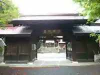 蘆別神社の山門・神門