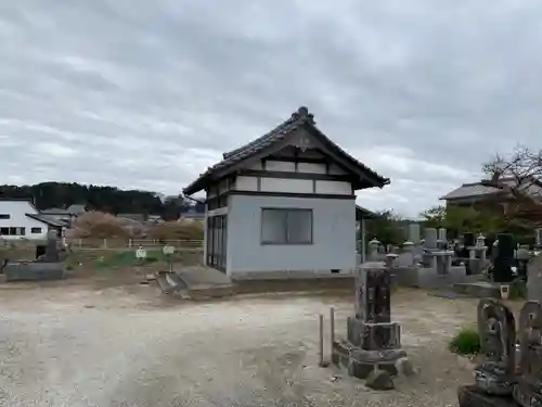 下の堂のその他建物