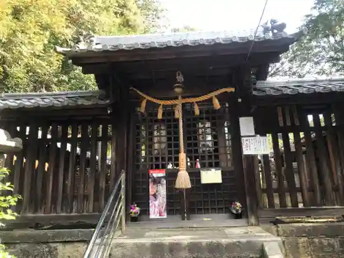 蝉丸神社の本殿