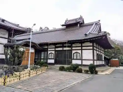 長源寺の本殿・本堂
