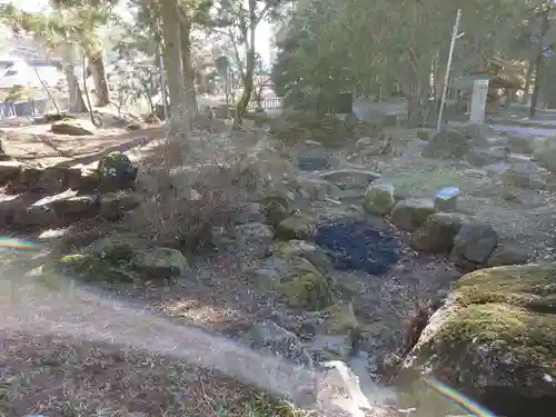 逸見神社の建物その他