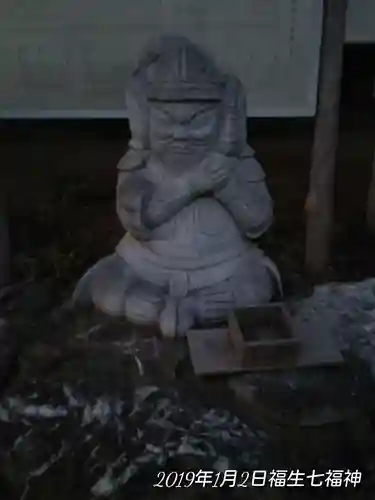 熊川神社の像