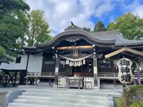 湯倉神社の本殿