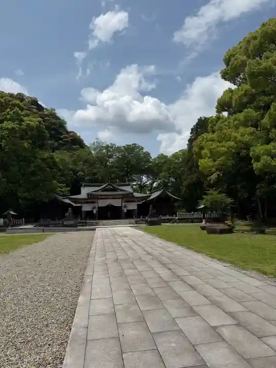 岐阜護國神社の{uncategorized: "未分類", other: "その他", undefined: "問題あり", building: "その他建物", grave: "お墓", sacred_gate: "鳥居", guardian: "狛犬", statue: "像", buddha: "仏像", history: "歴史", nature: "自然", garden: "庭園", animal: "動物", pagoda: "塔", temizu: "手水舎", mountain_gate: "山門・神門", sanctuary: "本殿・本堂", subordinate: "末社・摂社", art: "芸術", scenery: "景色", jizo: "地蔵", ema: "絵馬", goshuin: "御朱印", omikuji: "おみくじ", items: "授与品その他", amulet: "お守り", goshuincho: "御朱印帳", eats: "食事", festival: "お祭り", votive_dance: "神楽", shichigosan: "七五三参", wedding: "結婚式", experience: "体験その他", initially: "初詣", around: "周辺", anti_infection: "感染症対策"}