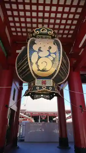 浅草寺の山門・神門