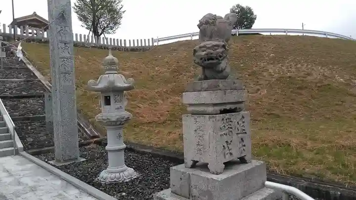 高木神社の狛犬