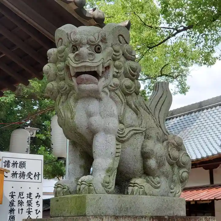 七所神社の狛犬