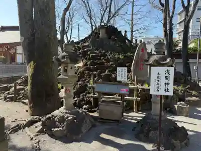 清瀧神社の{uncategorized: "未分類", other: "その他", undefined: "問題あり", building: "その他建物", grave: "お墓", sacred_gate: "鳥居", guardian: "狛犬", statue: "像", buddha: "仏像", history: "歴史", nature: "自然", garden: "庭園", animal: "動物", pagoda: "塔", temizu: "手水舎", mountain_gate: "山門・神門", sanctuary: "本殿・本堂", subordinate: "末社・摂社", art: "芸術", scenery: "景色", jizo: "地蔵", ema: "絵馬", goshuin: "御朱印", omikuji: "おみくじ", items: "授与品その他", amulet: "お守り", goshuincho: "御朱印帳", eats: "食事", festival: "お祭り", votive_dance: "神楽", shichigosan: "七五三参", wedding: "結婚式", experience: "体験その他", initially: "初詣", around: "周辺", anti_infection: "感染症対策"}