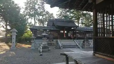 浅殿神社の本殿・本堂