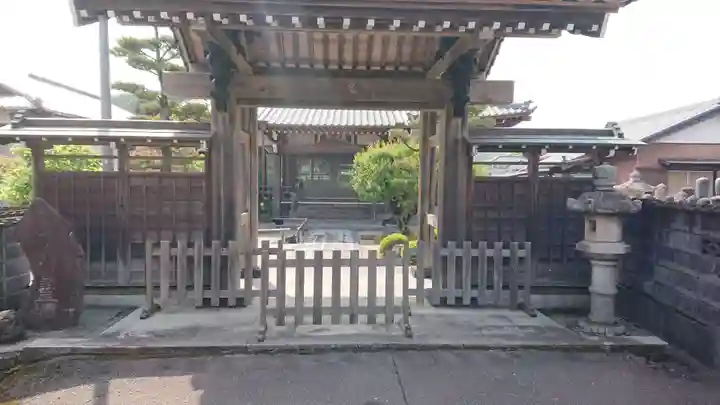 荘園寺の山門・神門