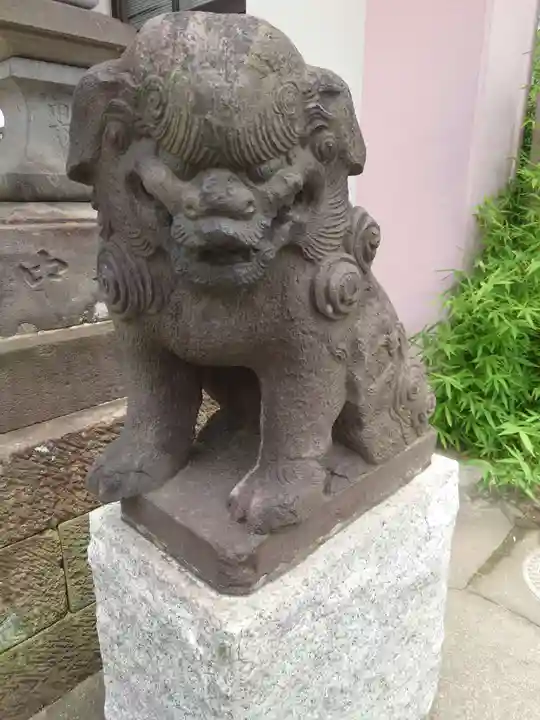 青砥神社の狛犬