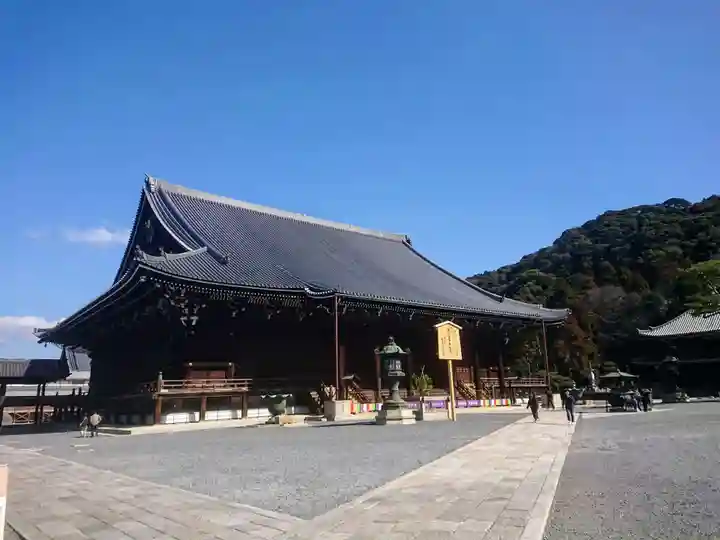 知恩院の本殿・本堂