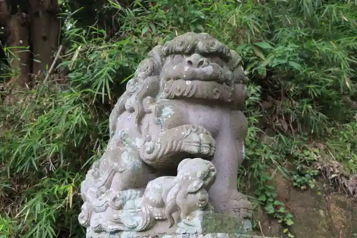 阿久津「田村神社」(郡山市阿久津町)旧社名:伊豆箱根三嶋三社の狛犬
