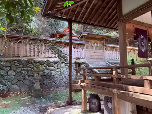 葛木御歳神社の{uncategorized: "未分類", other: "その他", undefined: "問題あり", building: "その他建物", grave: "お墓", sacred_gate: "鳥居", guardian: "狛犬", statue: "像", buddha: "仏像", history: "歴史", nature: "自然", garden: "庭園", animal: "動物", pagoda: "塔", temizu: "手水舎", mountain_gate: "山門・神門", sanctuary: "本殿・本堂", subordinate: "末社・摂社", art: "芸術", scenery: "景色", jizo: "地蔵", ema: "絵馬", goshuin: "御朱印", omikuji: "おみくじ", items: "授与品その他", amulet: "お守り", goshuincho: "御朱印帳", eats: "食事", festival: "お祭り", votive_dance: "神楽", shichigosan: "七五三参", wedding: "結婚式", experience: "体験その他", initially: "初詣", around: "周辺", anti_infection: "感染症対策"}