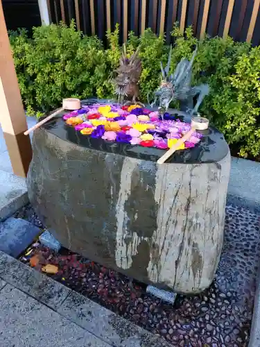 駒込妙義神社の{uncategorized: "未分類", other: "その他", undefined: "問題あり", building: "その他建物", grave: "お墓", sacred_gate: "鳥居", guardian: "狛犬", statue: "像", buddha: "仏像", history: "歴史", nature: "自然", garden: "庭園", animal: "動物", pagoda: "塔", temizu: "手水舎", mountain_gate: "山門・神門", sanctuary: "本殿・本堂", subordinate: "末社・摂社", art: "芸術", scenery: "景色", jizo: "地蔵", ema: "絵馬", goshuin: "御朱印", omikuji: "おみくじ", items: "授与品その他", amulet: "お守り", goshuincho: "御朱印帳", eats: "食事", festival: "お祭り", votive_dance: "神楽", shichigosan: "七五三参", wedding: "結婚式", experience: "体験その他", initially: "初詣", around: "周辺", anti_infection: "感染症対策"}