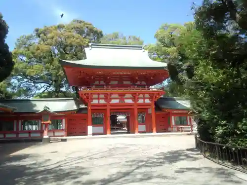 武蔵一宮氷川神社の山門・神門