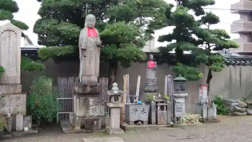 三光寺の地蔵