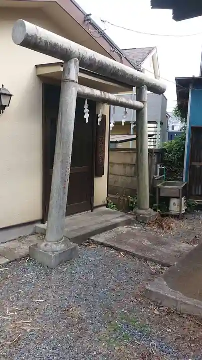 津島神社の鳥居