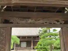 龍泉寺の山門