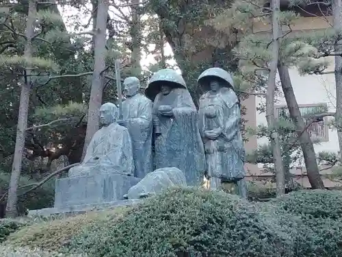 総持寺の像