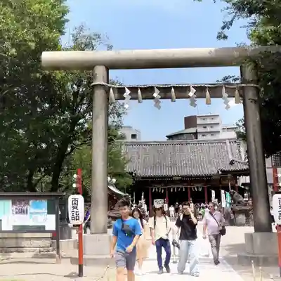 浅草神社の鳥居