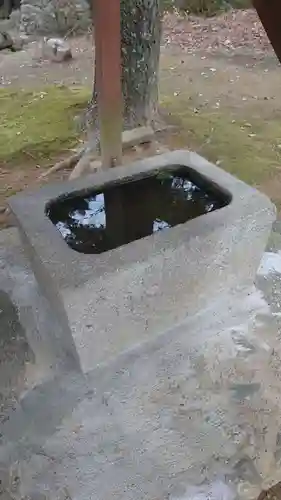 天疫神社の手水舎