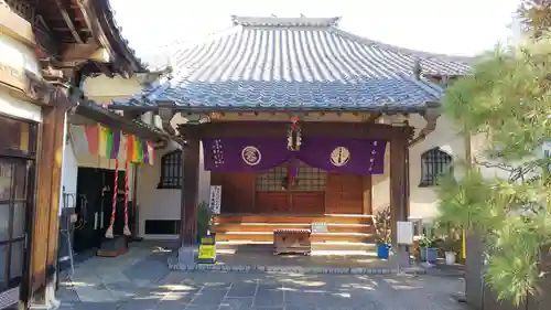 英信寺の本殿・本堂