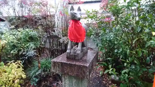 三輪神社の狛犬