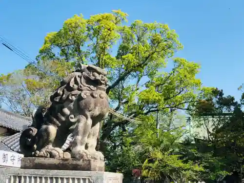 下庄八幡神社の狛犬